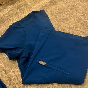 XSmall Royal blue two pocket Figs scrub top